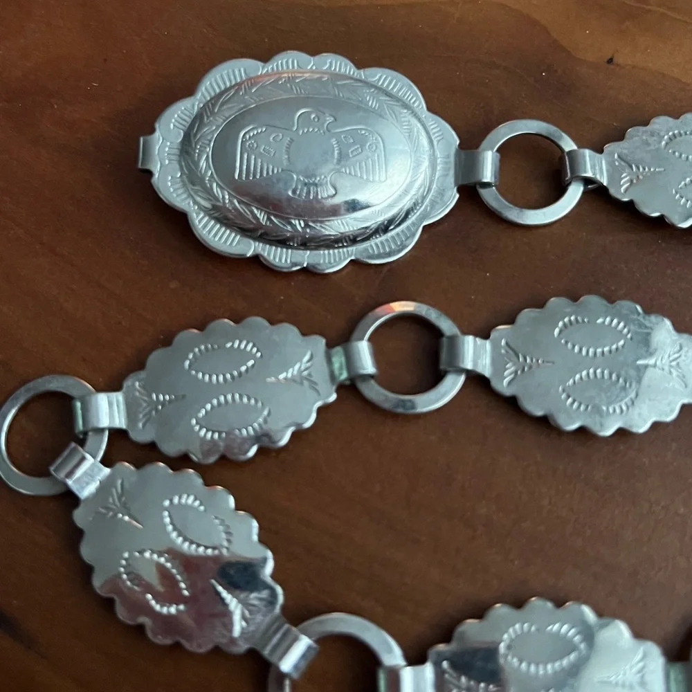 Vintage SILVEL Silver Embossed Link Belt
